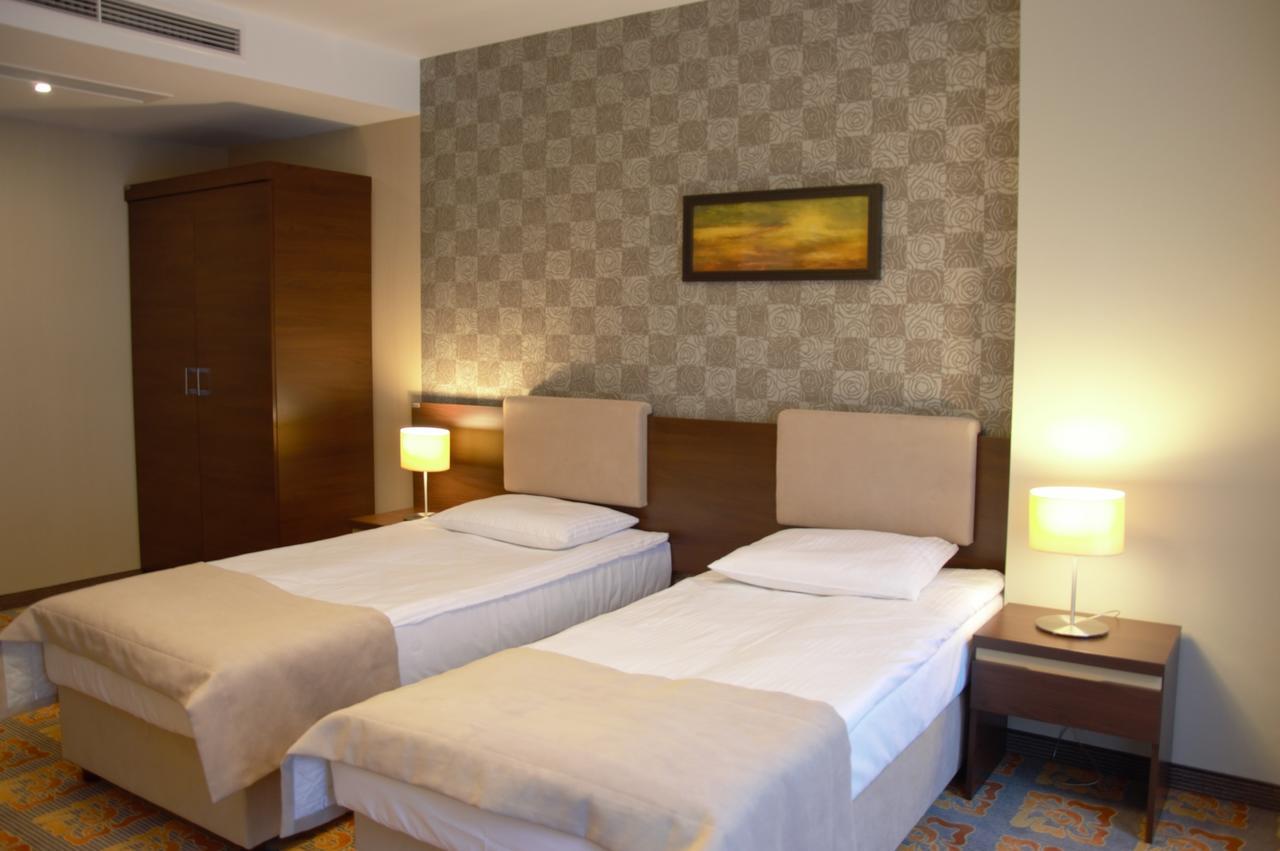 Hotel Via Baltica Łomża Oda fotoğraf