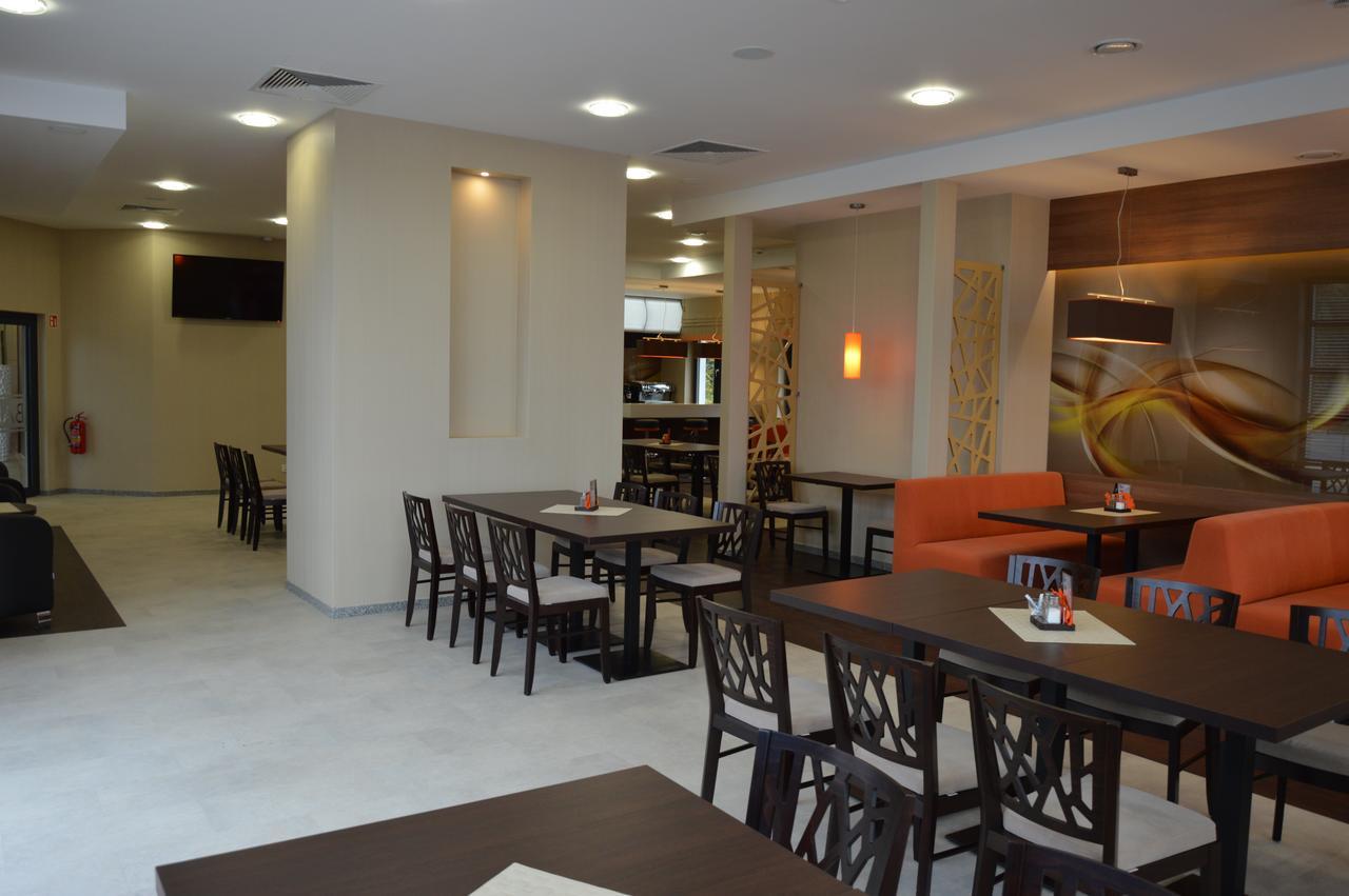 Hotel Via Baltica Łomża Dış mekan fotoğraf